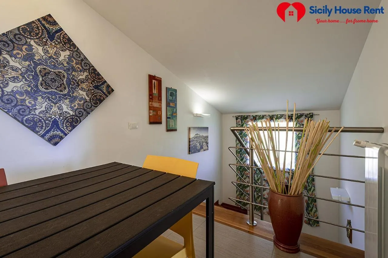 Borgo Aranci - Appartamento In Villa Rosa - 16B Castellammare del Golfo Italy