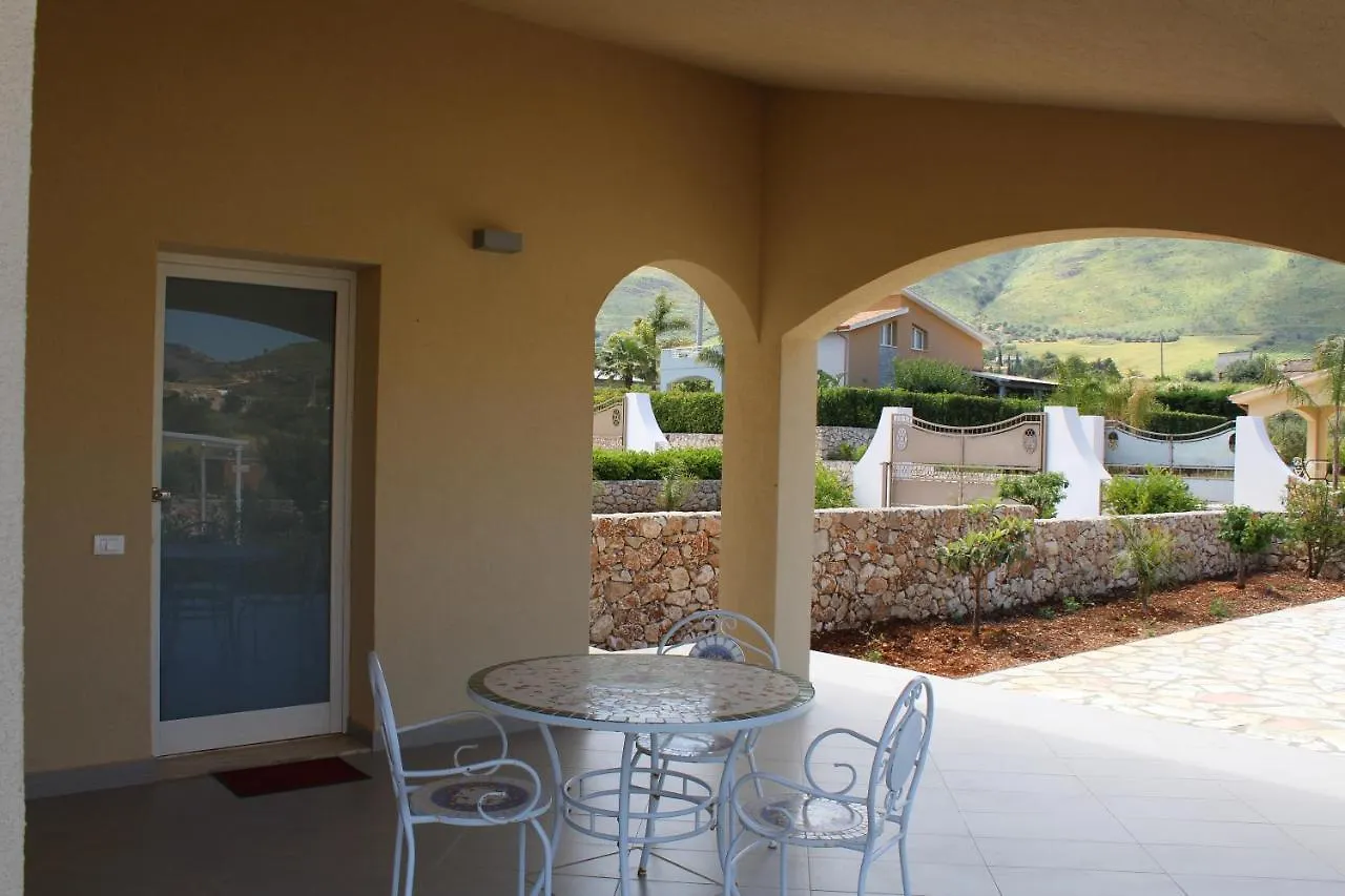 Apartment Borgo Aranci - Appartamento In Villa Rosa - 16B Castellammare del Golfo