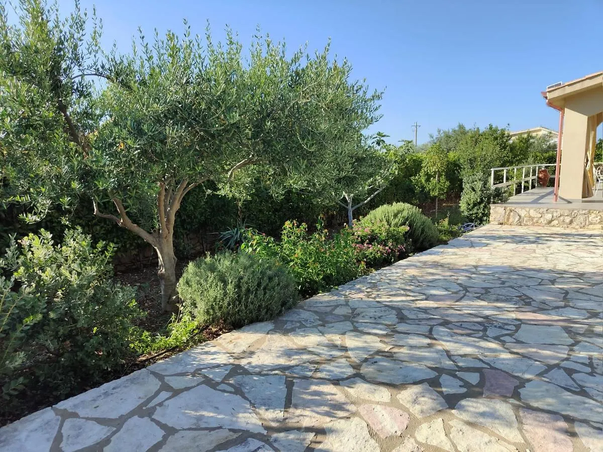 Apartment Borgo Aranci - Appartamento In Villa Rosa - 16B Castellammare del Golfo