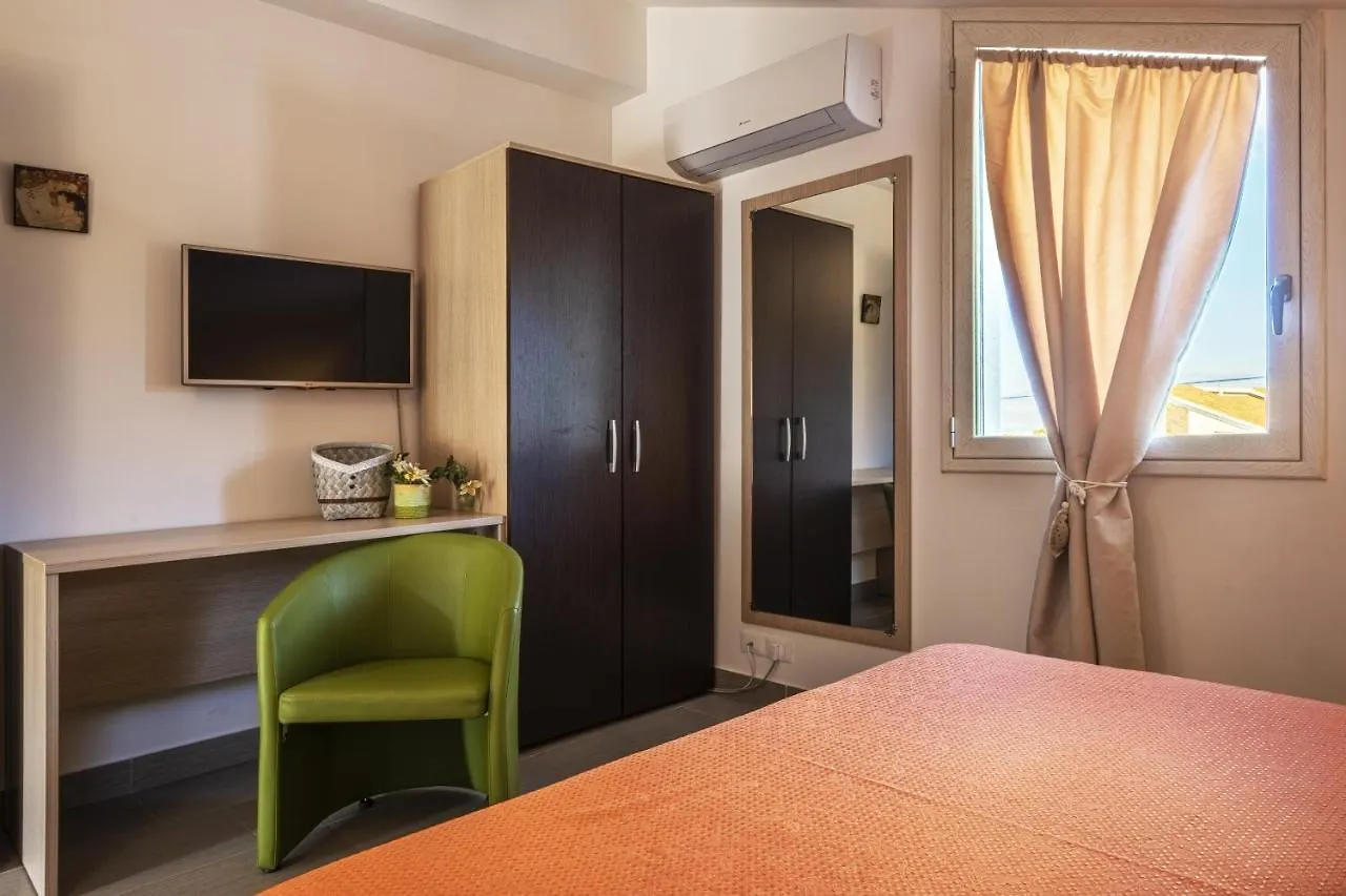 Apartment Borgo Aranci - Appartamento In Villa Rosa - 16B Castellammare del Golfo