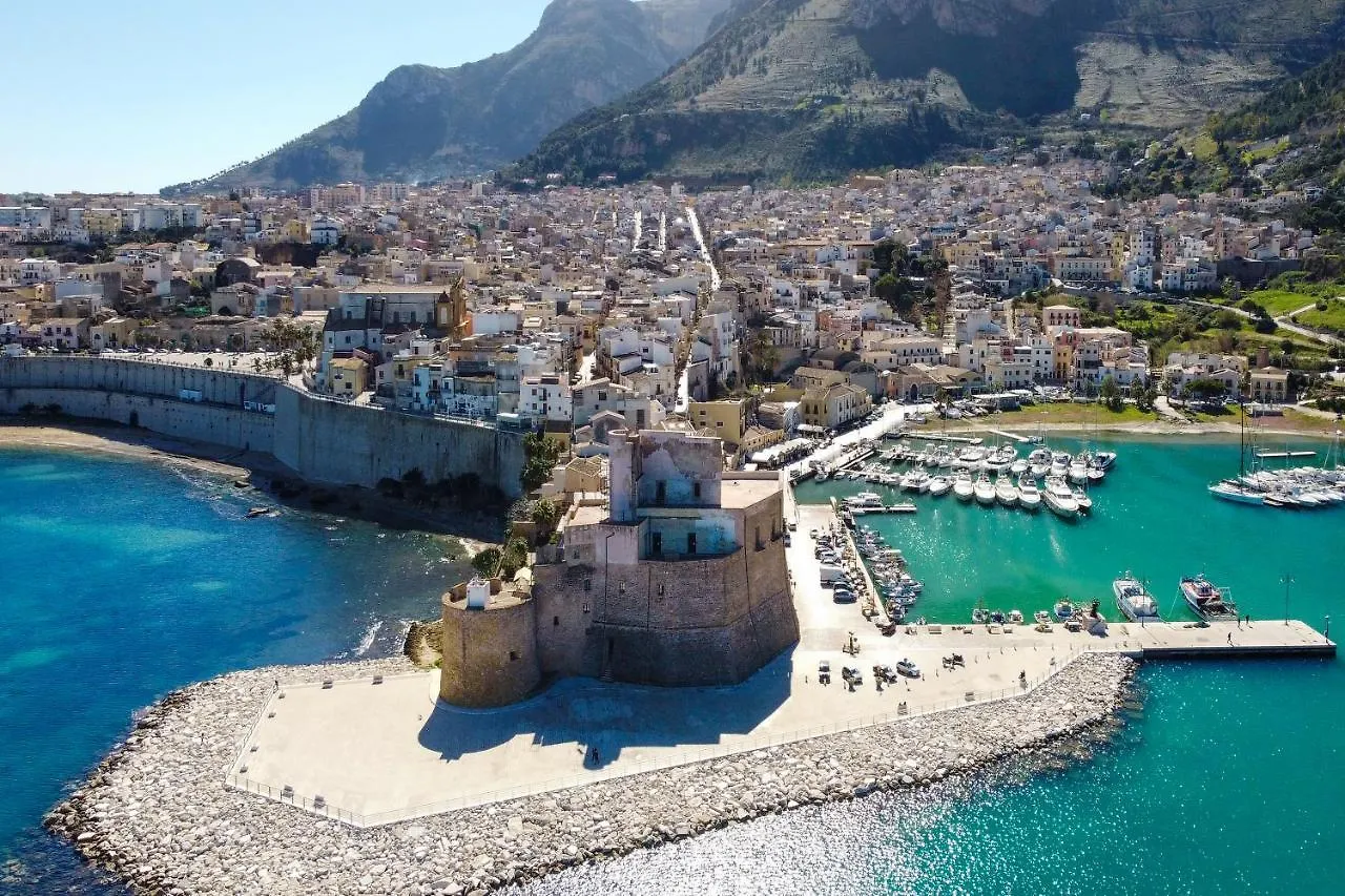 Borgo Aranci - Appartamento In Villa Rosa - 16B Castellammare del Golfo