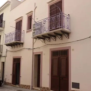 Appartement Il Glicine &, Castellammare del Golfo
